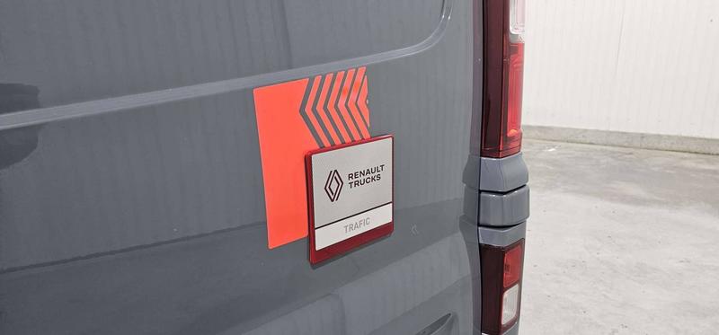 Renault Trafic Cabine Approfondie Ca L2h1 Blue Dci 170 Bva9 Red Edition Exclusive