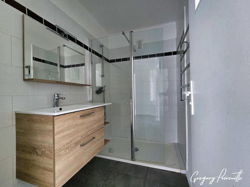 Appartement - 64 m² - 3 pièces