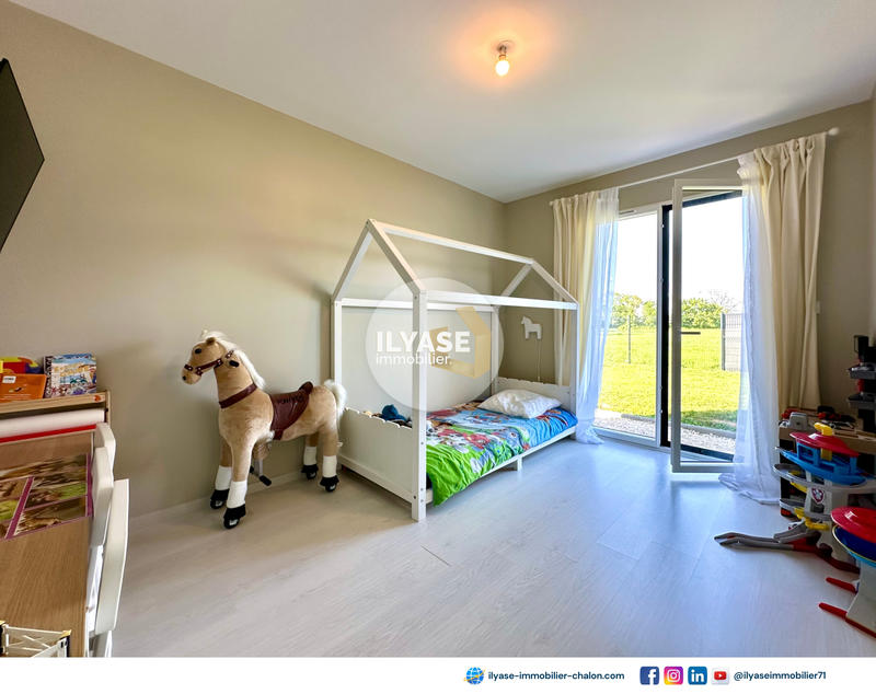 Maison - 130 m² - 4 pièces