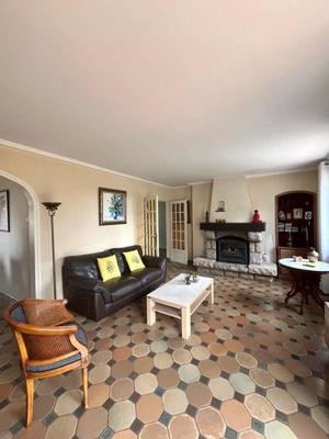 Maison - 136 m² - 7 pièces