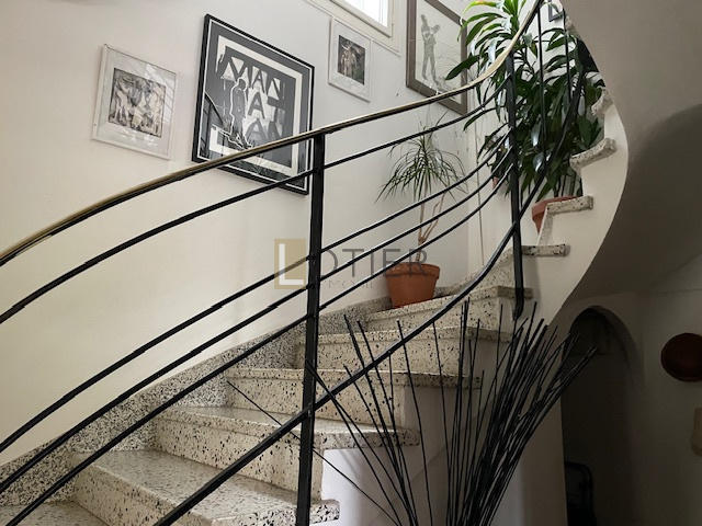 Maison - 170 m² - 7 pièces