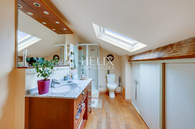 Maison - 135 m² - 6 pièces