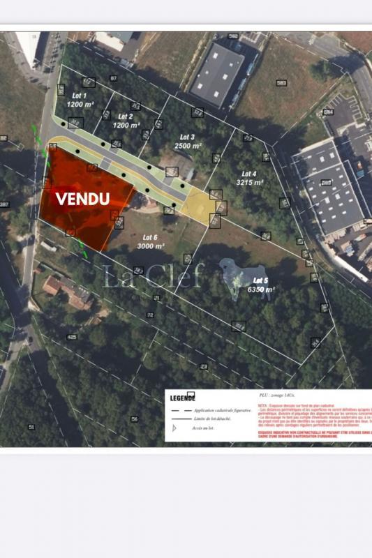 Terrain industriel - 23 519 m²