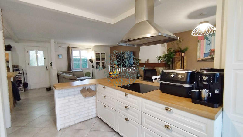 Maison - 186 m² - 6 pièces