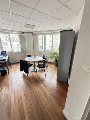 Bureau - 320 m² - 10 pièces