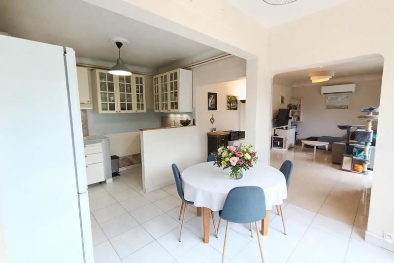 Maison - 122 m² - 5 pièces