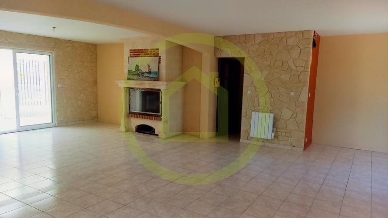 Maison - 260 m² - 8 pièces