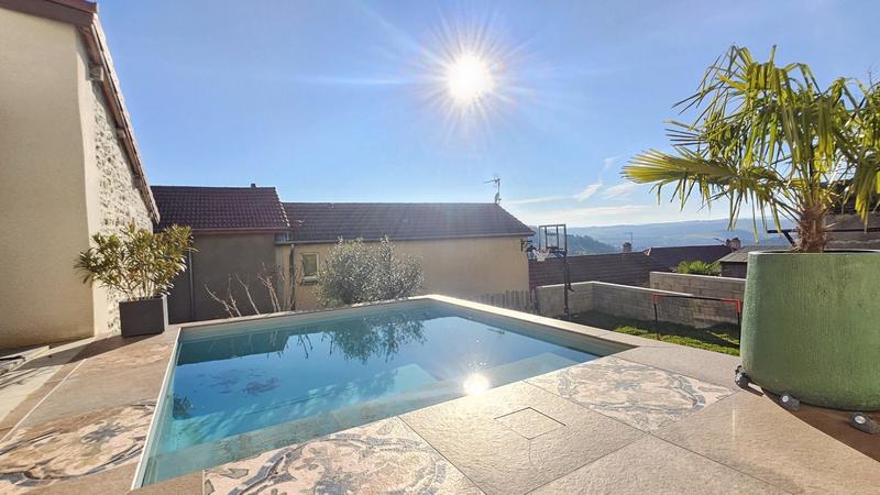 Maison - 148 m² - 6 pièces