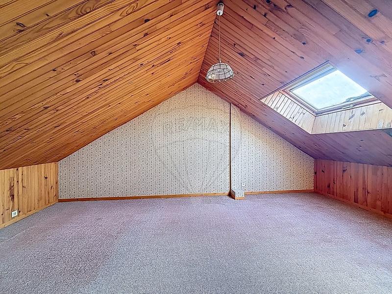 Maison - 135 m² - 7 pièces