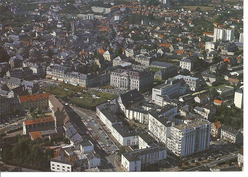 Local commercial - 4 700 m²