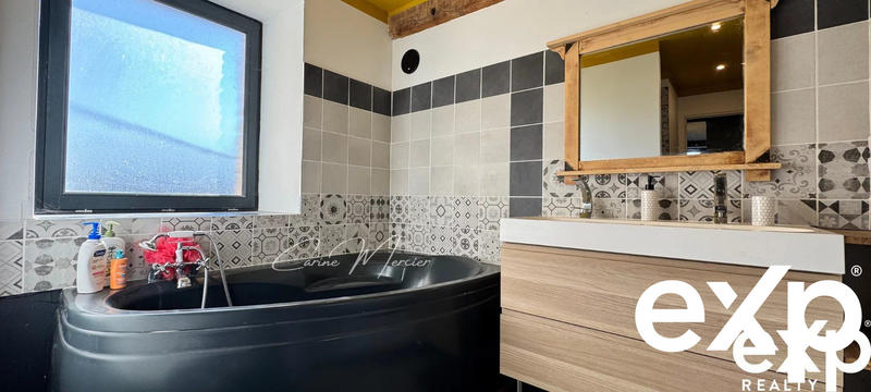 Maison ancienne - 174 m² - 7 pièces