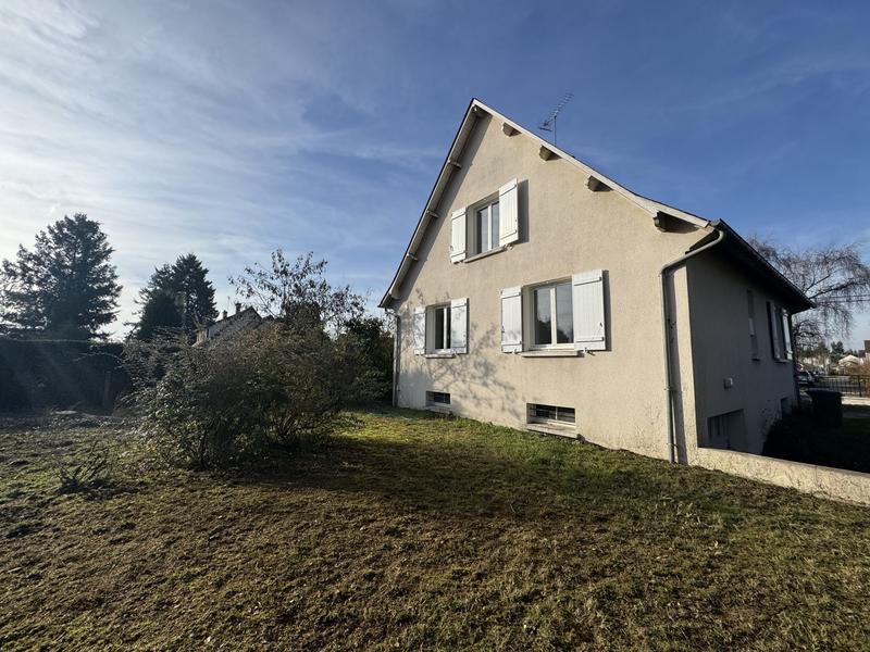 Maison - 110 m² - 5 pièces