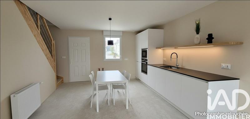 Maison - 95 m² - 5 pièces