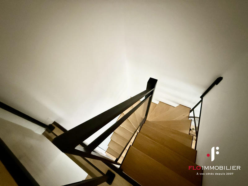 Maison - 167 m² - 7 pièces