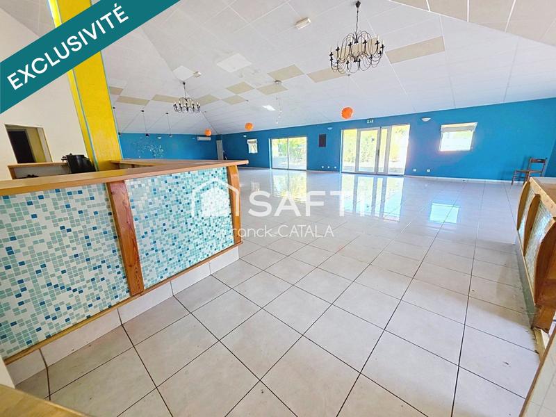 Local commercial - 400 m² - 8 pièces