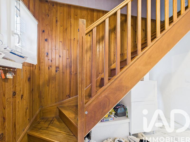 Maison - 96 m² - 5 pièces