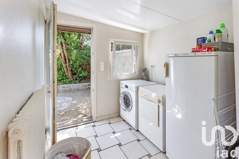 Maison - 168 m² - 8 pièces