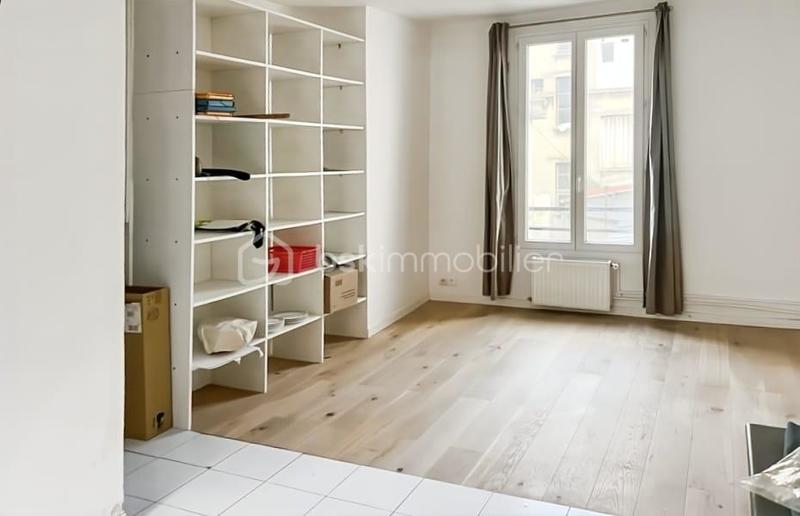 Studio - 24 m² - 1 pièce