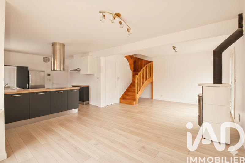 Maison - 93 m² - 5 pièces