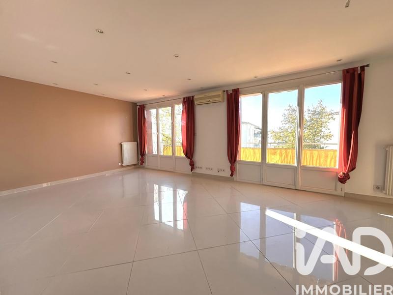 Appartement - 72 m² - 3 pièces