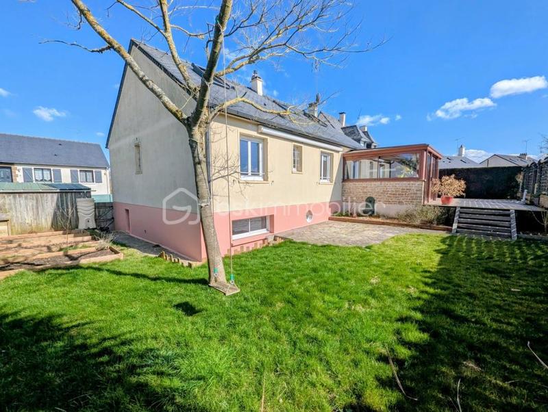 Maison - 147 m² - 6 pièces