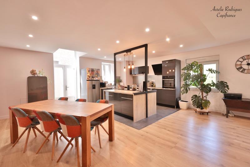 Maison - 158 m² - 6 pièces