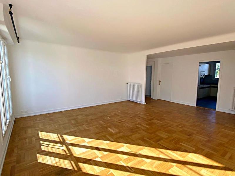Appartement - 90 m² - 3 pièces