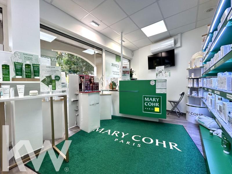 Fonds de commerce - Magasins - 57 m²