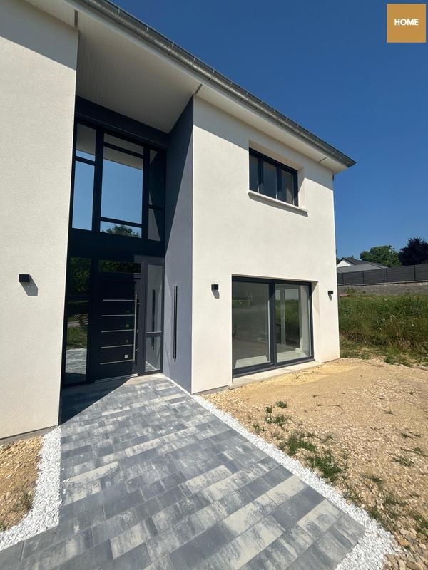 Maison - 160 m² - 6 pièces