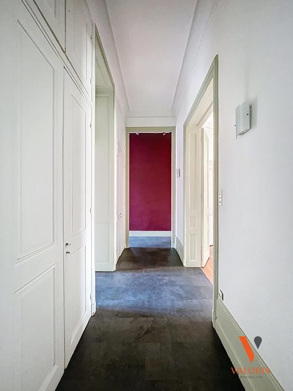 Appartement - 183 m² - 6 pièces