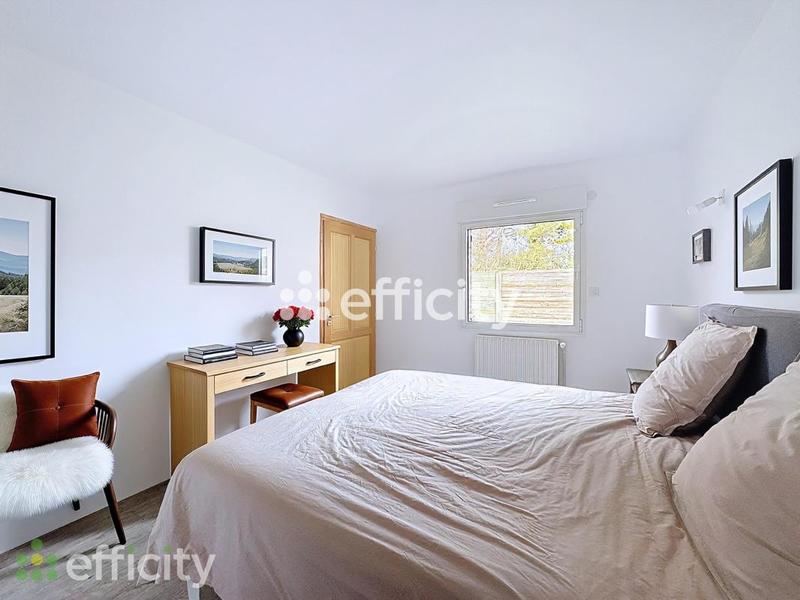 Pavillon - 145 m² - 6 pièces