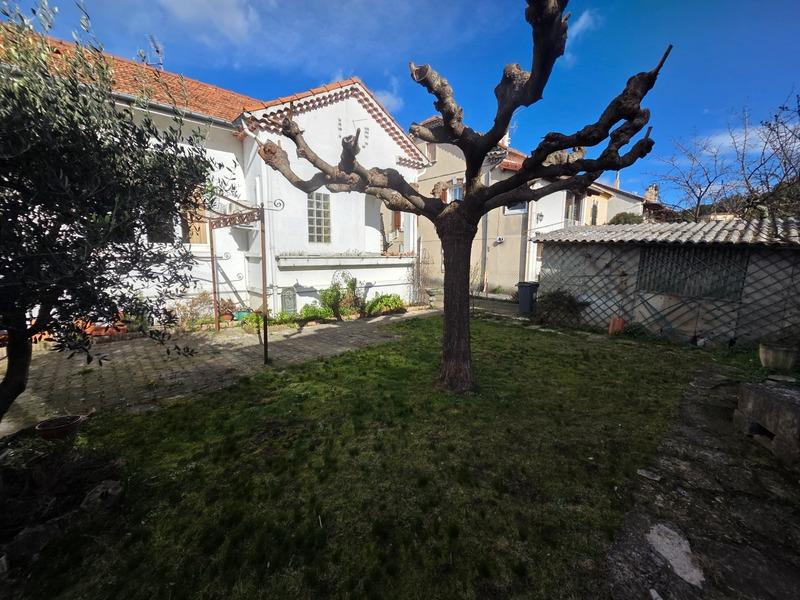 Maison - 93 m² - 5 pièces