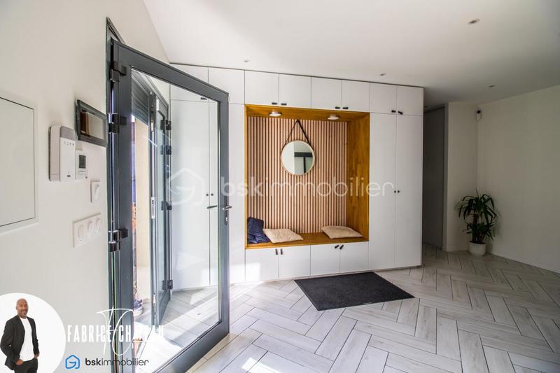 Maison - 148 m² - 6 pièces