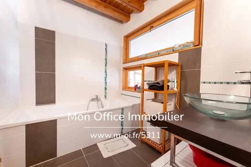 Maison - 340 m² - 7 pièces