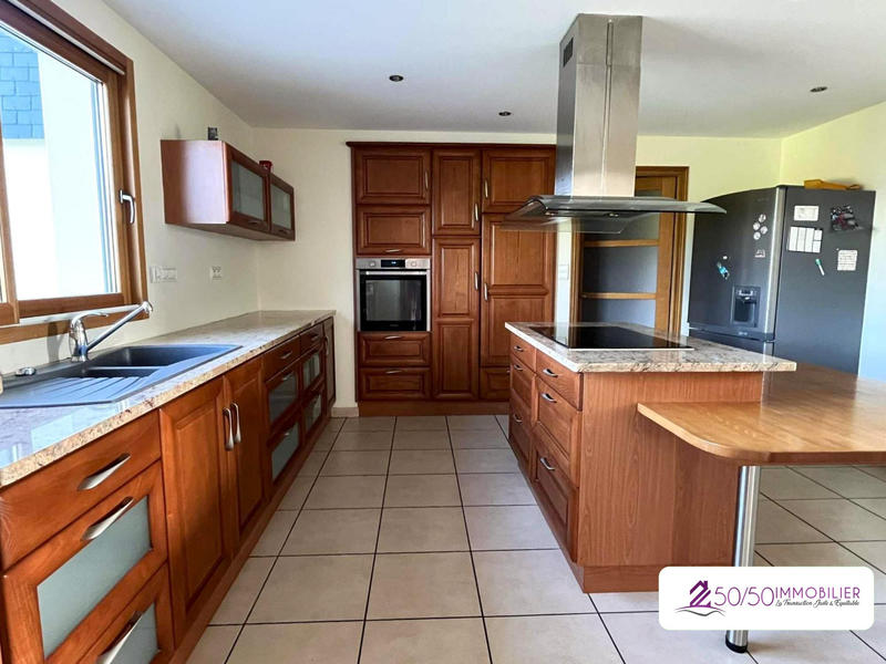 Maison contemporaine - 190 m² - 7 pièces