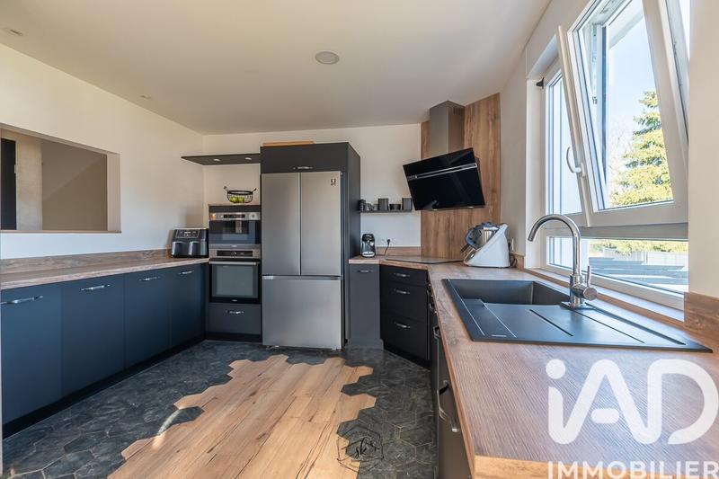 Maison - 145 m² - 6 pièces