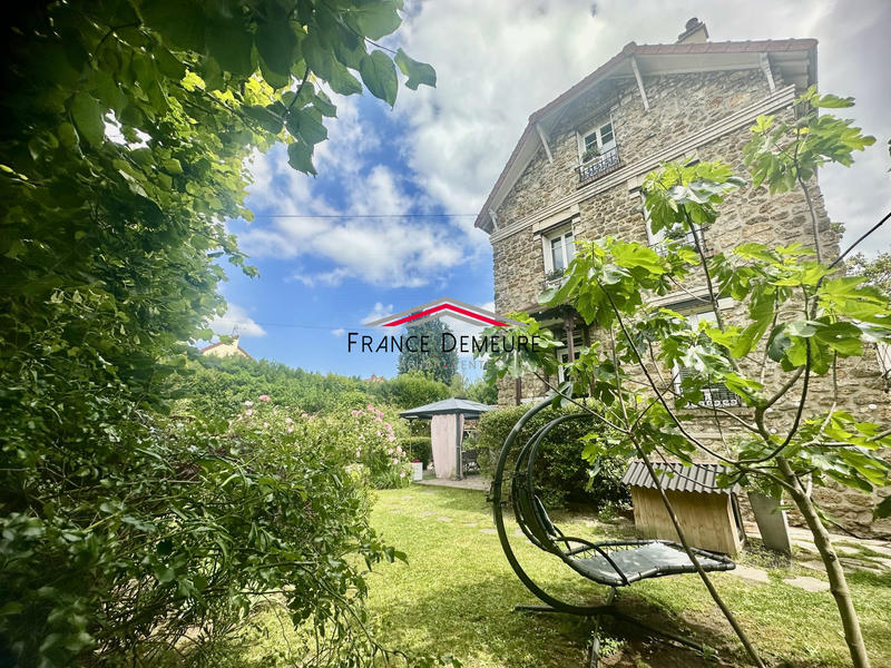 Maison - 130 m² - 6 pièces