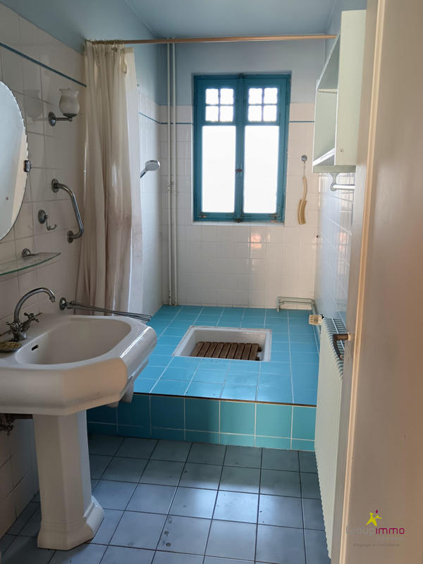 Maison - 179 m² - 8 pièces