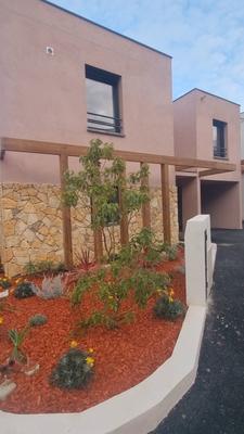 Maison - 92 m² - 4 pièces