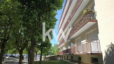 Appartement - 79 m² - 4 pièces