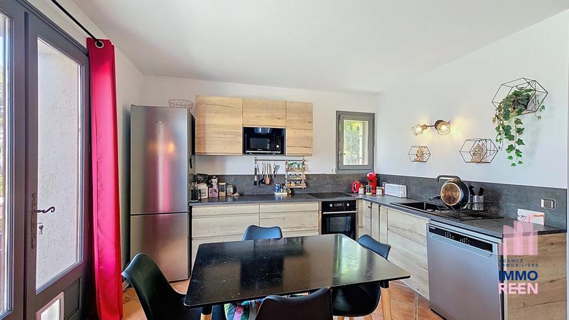 Villa - 193 m² - 7 pièces