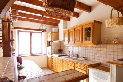 Maison - 245 m² - 7 pièces