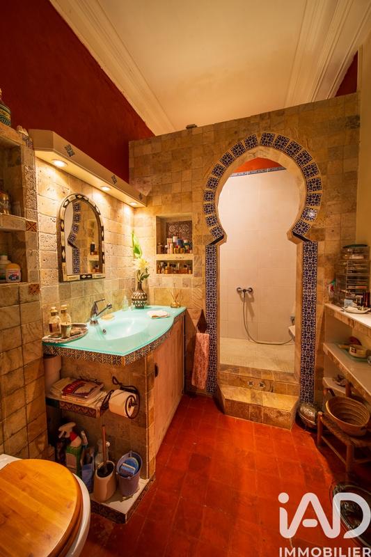 Maison - 345 m² - 10 pièces