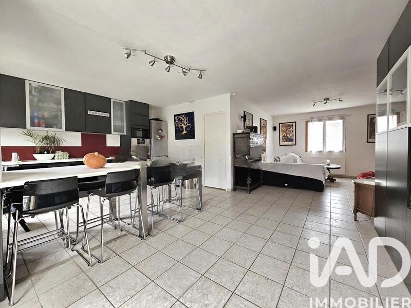 Maison - 135 m² - 6 pièces