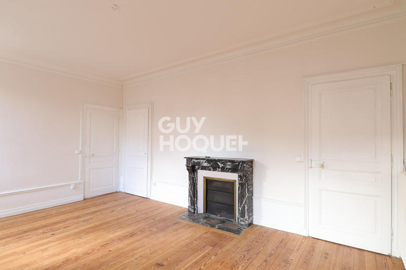 Appartement - 115 m² - 5 pièces