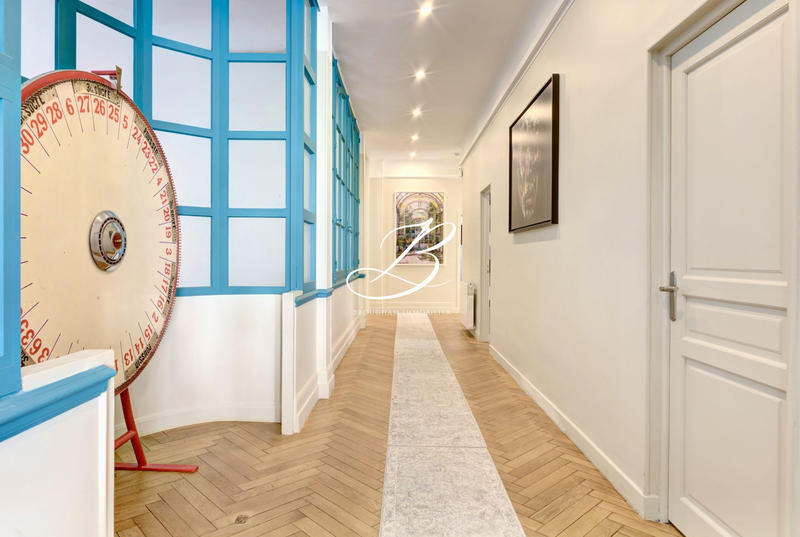 Appartement - 165 m² - 4 pièces