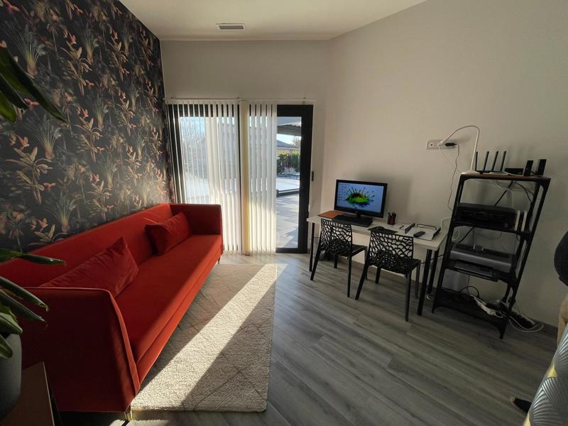 Maison - 250 m² - 6 pièces