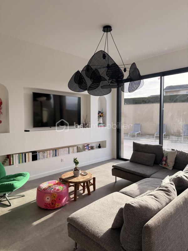 Maison - 145 m² - 5 pièces