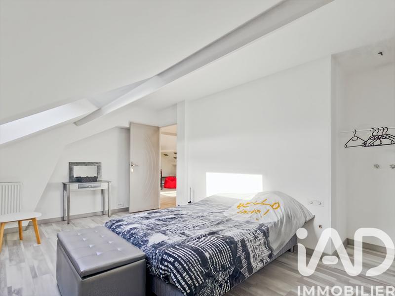 Maison - 184 m² - 8 pièces