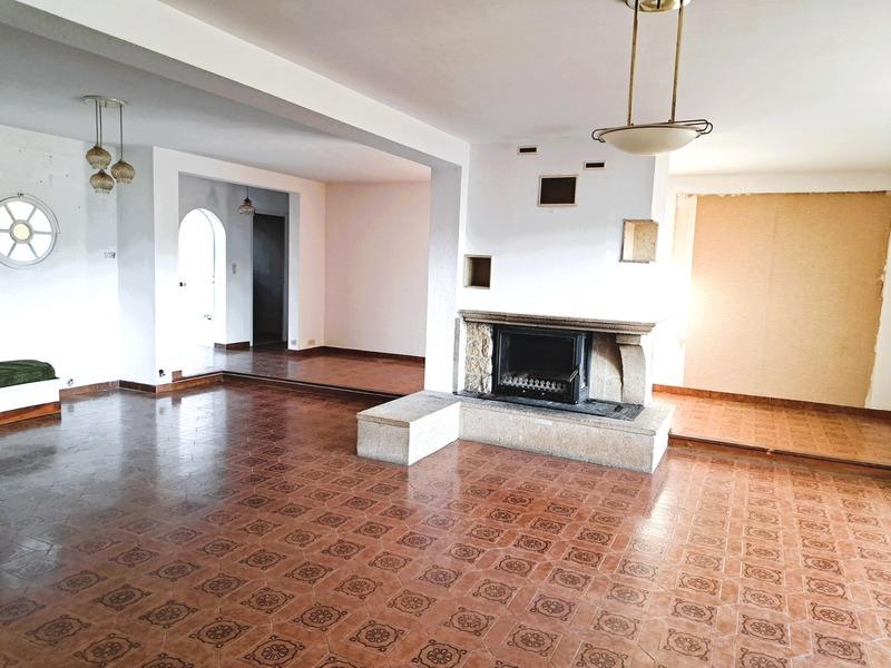 Maison - 273 m² - 8 pièces